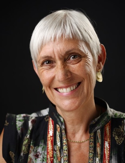 doctora amelia salvador